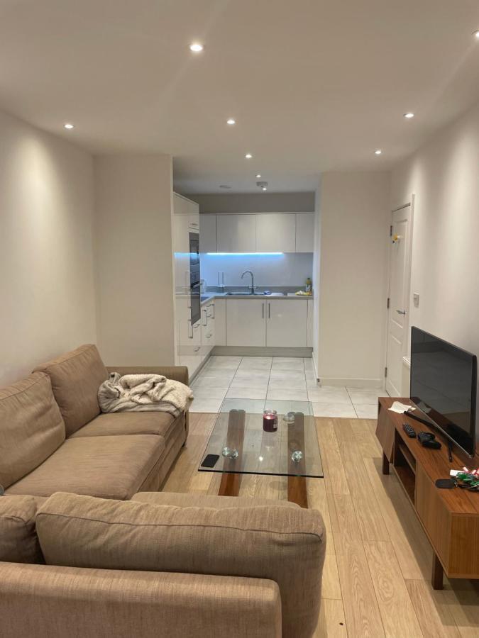 Amazing Apartment Moments Away From The Heart Of Лондон Екстериор снимка