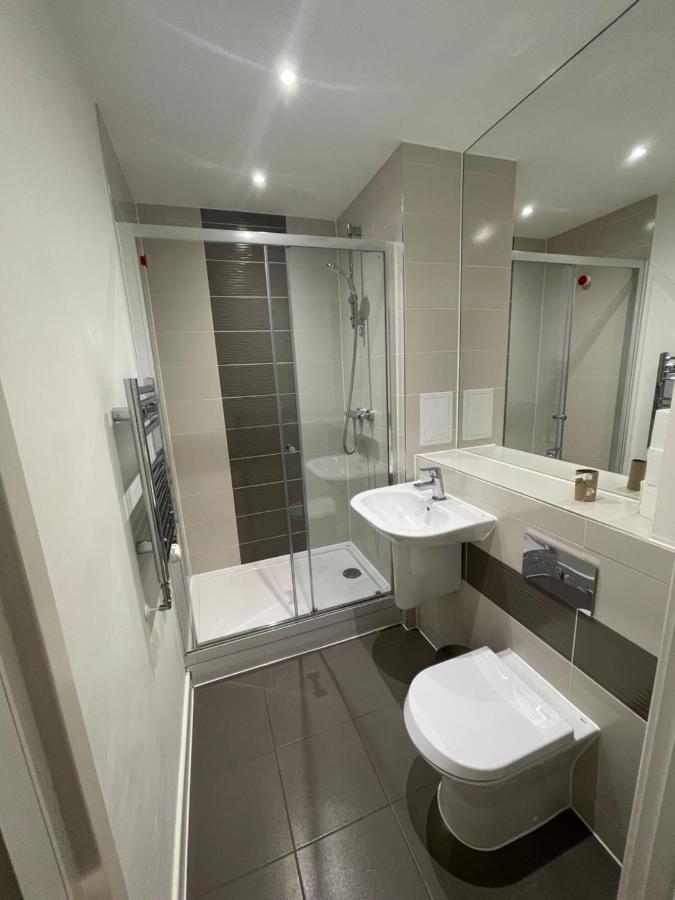 Amazing Apartment Moments Away From The Heart Of Лондон Екстериор снимка
